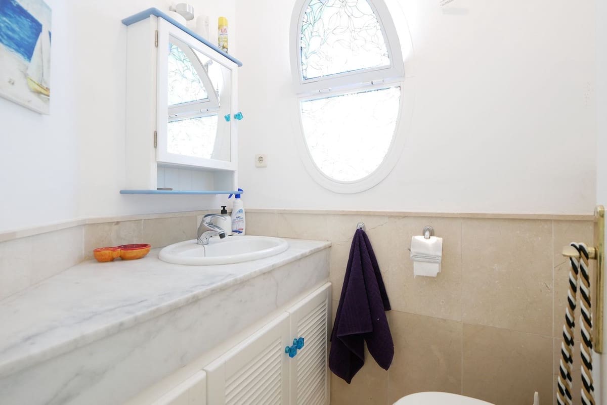 Pareado de 3 habitaciones en Riviera del Sol en venta con piscina - 429.000 € (Ref: 9101645)