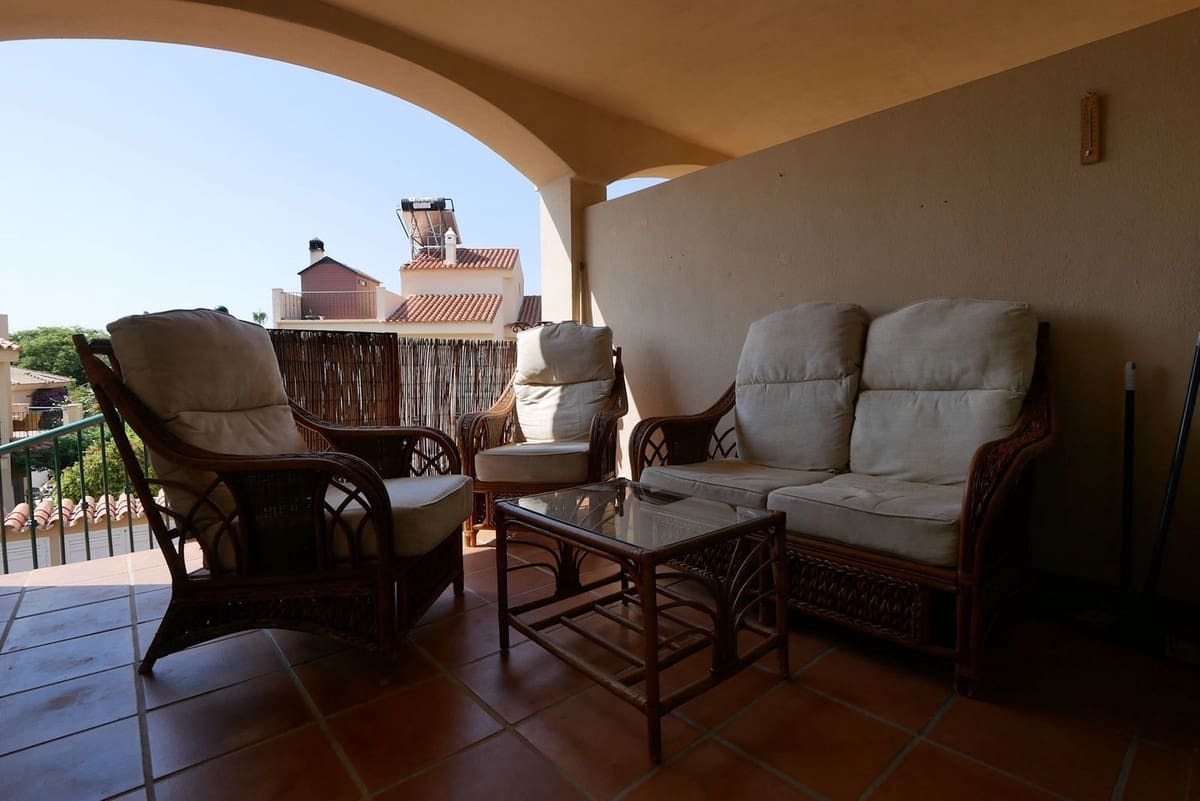 Pareado de 3 habitaciones en Riviera del Sol en venta con piscina - 429.000 € (Ref: 9101645)