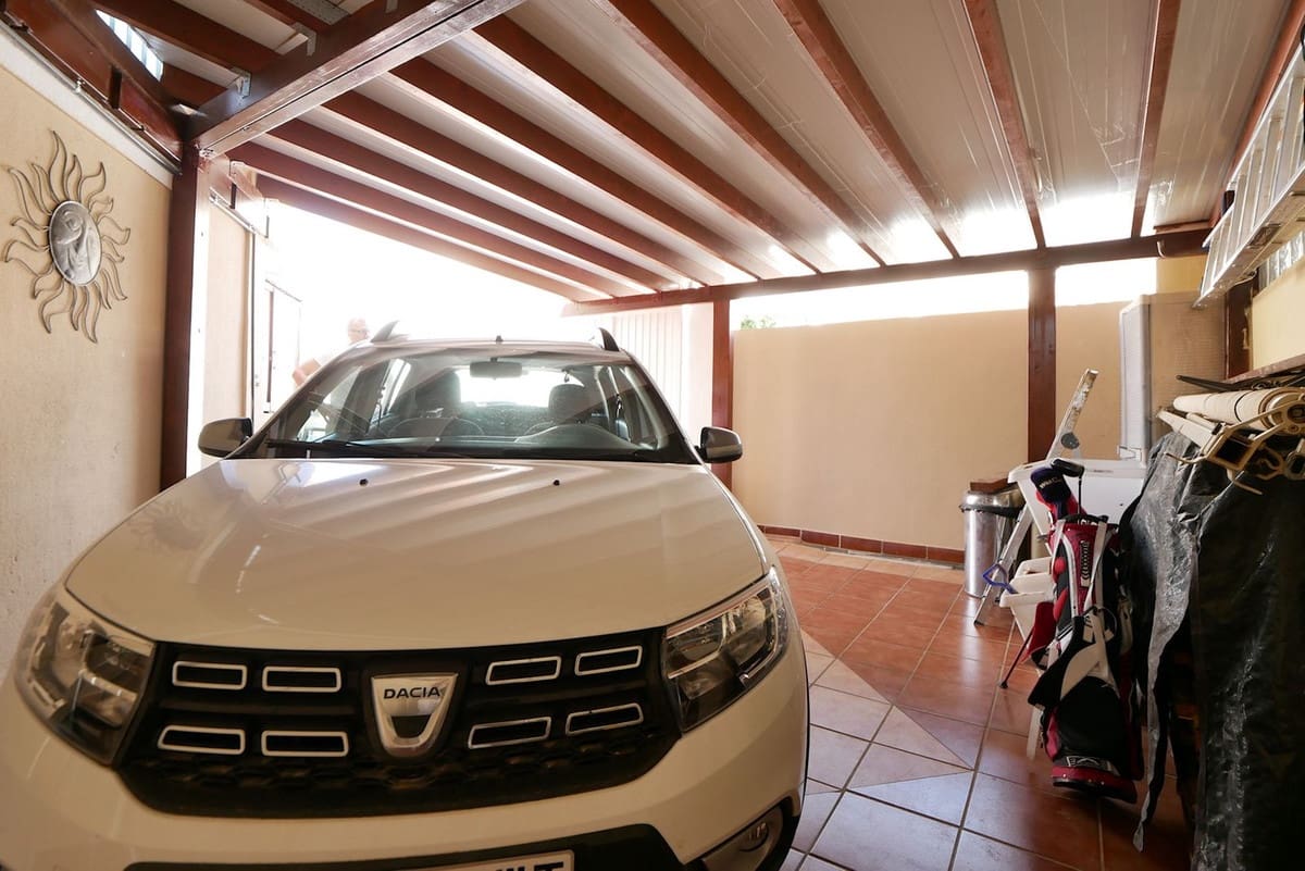 Pareado de 3 habitaciones en Riviera del Sol en venta con piscina - 429.000 € (Ref: 9101645)