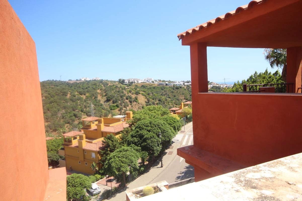 2 sypialnia Penthouse na sprzedaż w La Reserva z basenem garażem - 285 000 € (Ref: 9104935)