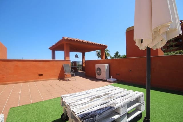 2 bedroom Penthouse for sale in La Reserva, Marbella with pool garage - € 285,000 (Ref: 9104935)