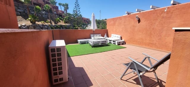 2 bedroom Penthouse for sale in La Reserva, Marbella with pool garage - € 285,000 (Ref: 9104935)