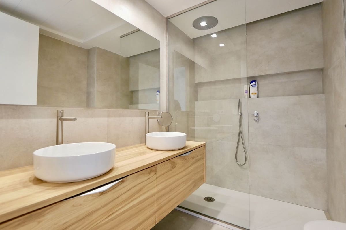 3 makuuhuone Huoneisto myytävänä paikassa Cabopino mukana uima-altaan 
autotalli - 990 000 € (Ref: 9105158)