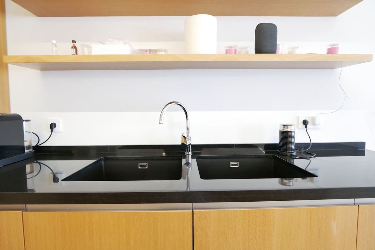 3 makuuhuone Huoneisto myytävänä paikassa Cabopino mukana uima-altaan 
autotalli - 990 000 € (Ref: 9105158)