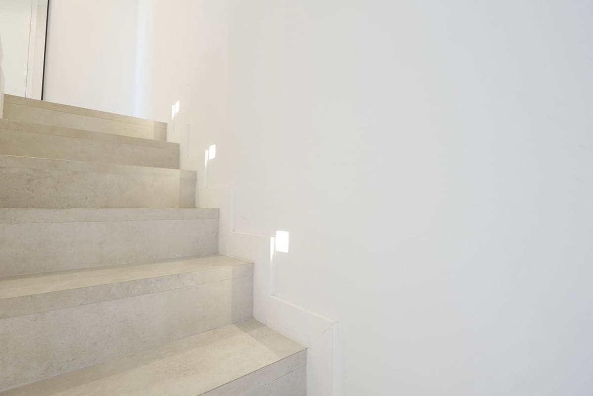 3 makuuhuone Huoneisto myytävänä paikassa Cabopino mukana uima-altaan 
autotalli - 990 000 € (Ref: 9105158)