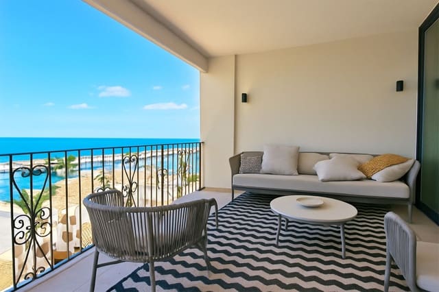 3 soverom Leilighet til salgs i Cabopino, Marbella med svømmebasseng garasje - € 990 000 (Ref: 9105158)