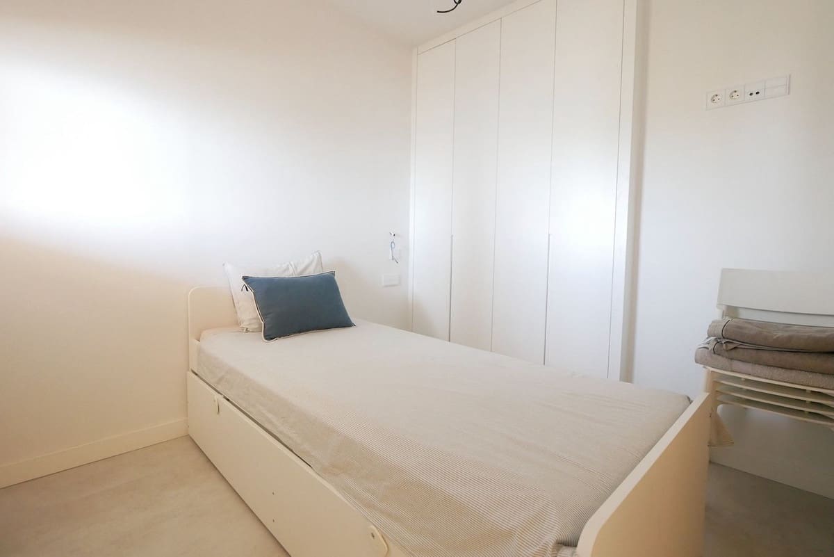 3 makuuhuone Huoneisto myytävänä paikassa Cabopino mukana uima-altaan 
autotalli - 990 000 € (Ref: 9105158)