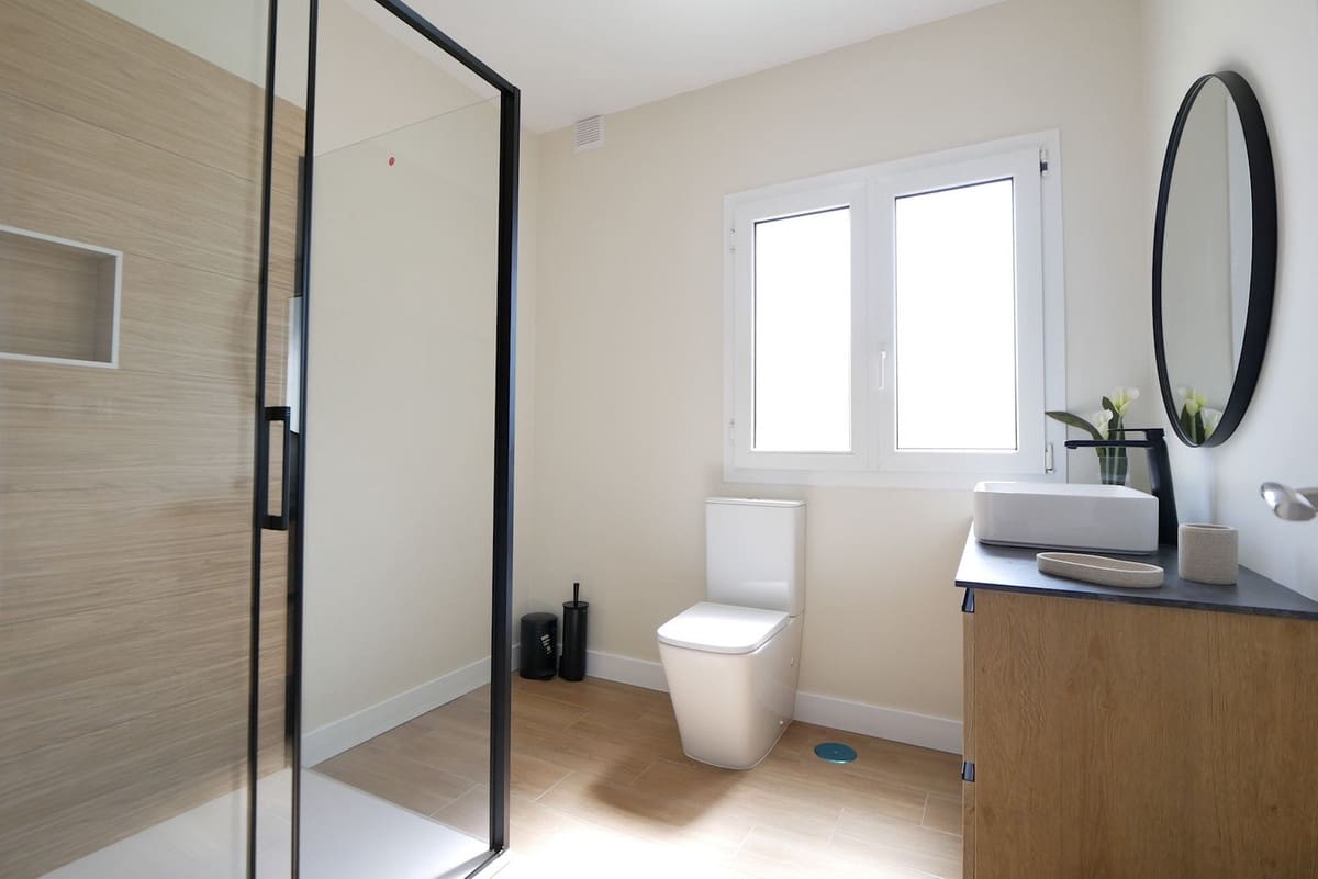 3 soveværelse Villa til salg i Marbella med swimmingpool garage - € 1.490.000 (Ref: 9107906)