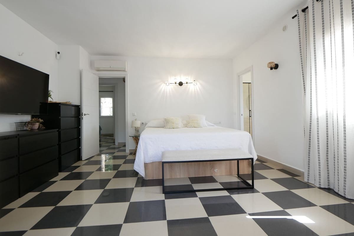 3 chambre Villa/Maison à vendre à Marbella avec piscine garage - 1 490 000 € (Ref: 9107906)