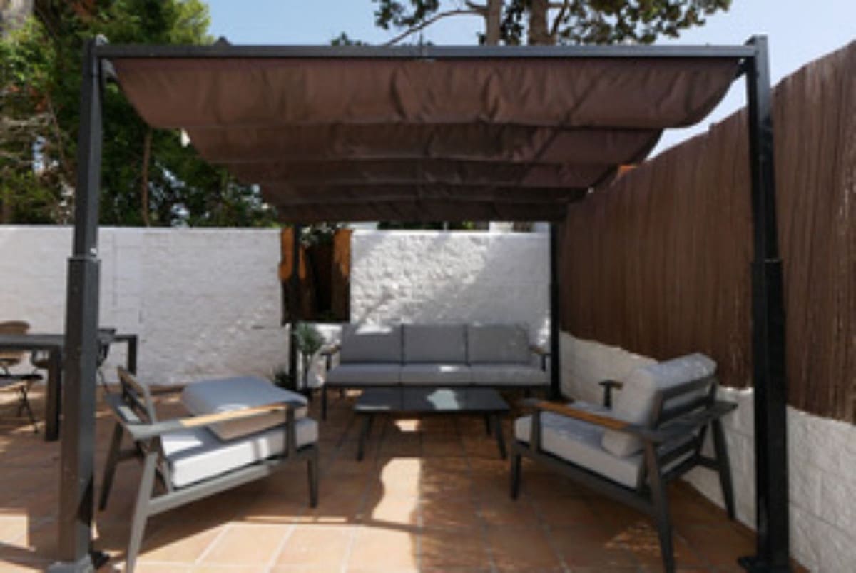 3 soveværelse Villa til salg i Marbella med swimmingpool garage - € 1.490.000 (Ref: 9107906)