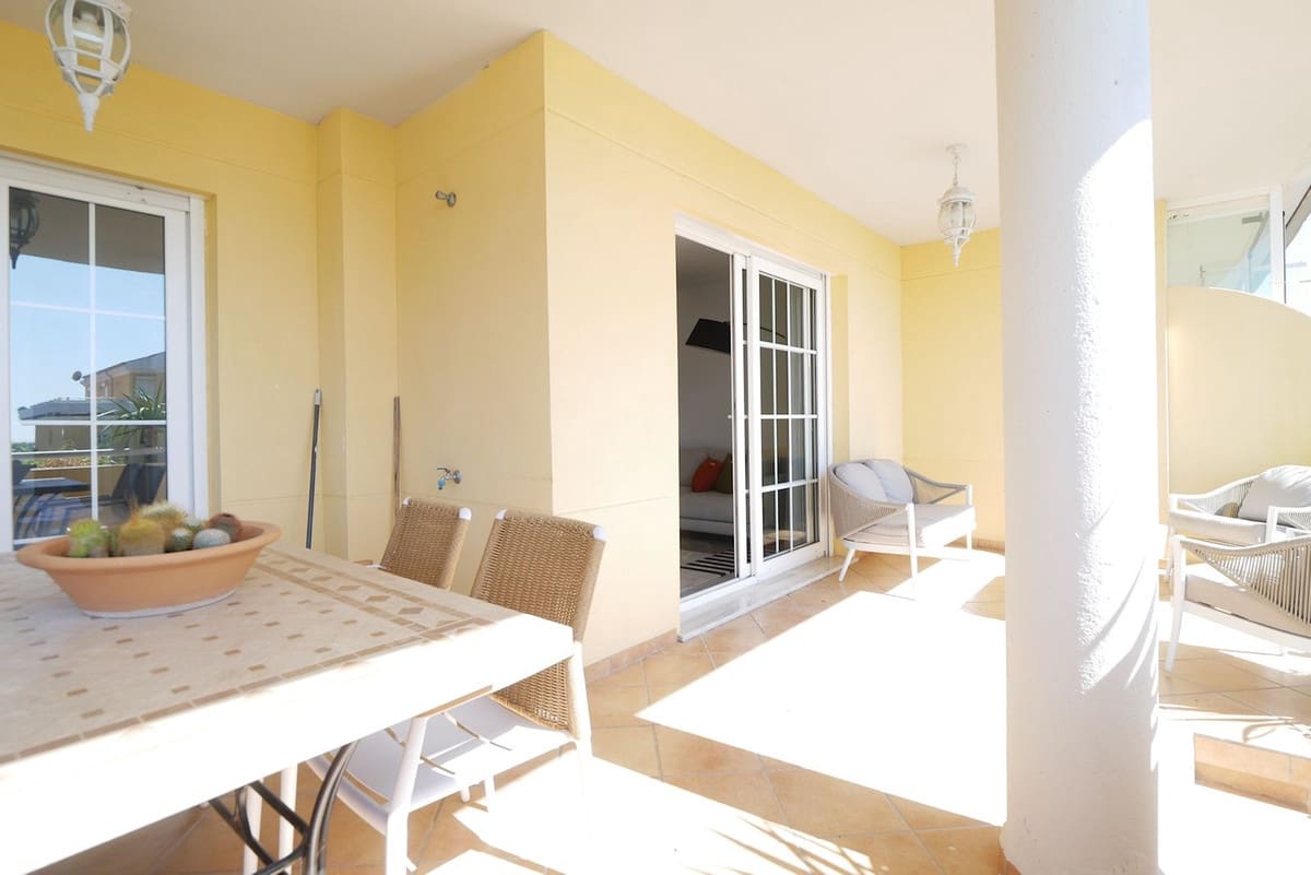 3 slaapkamer Appartement te koop in Cabopino met zwembad garage - € 529.000 (Ref: 9142454)