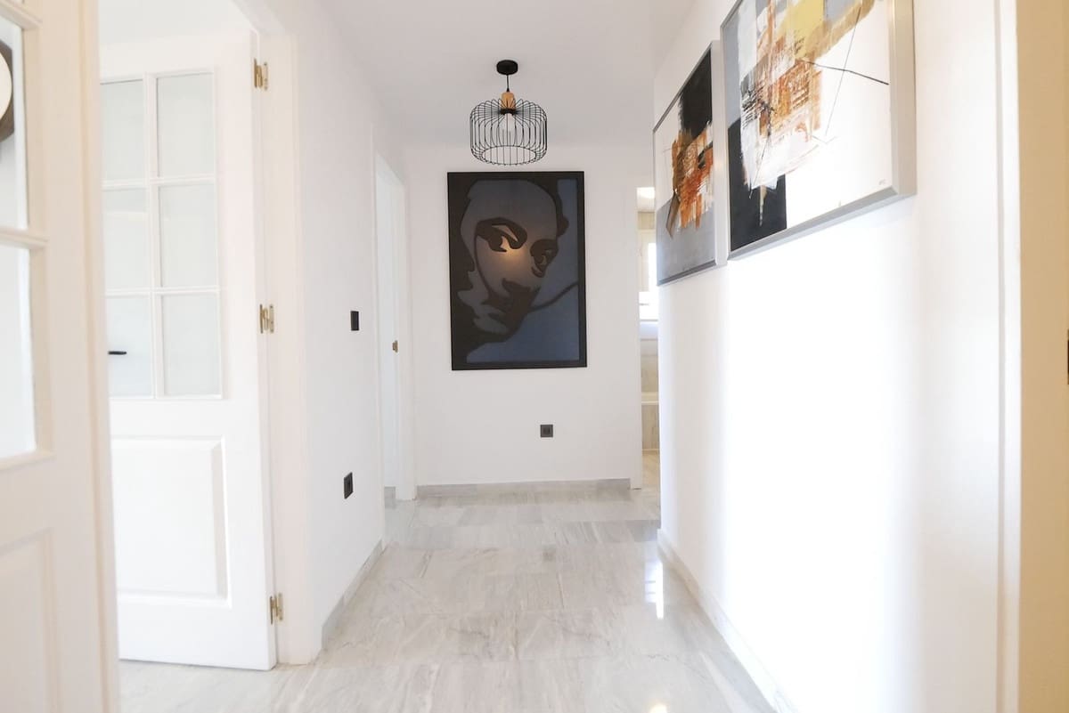 3 slaapkamer Appartement te koop in Cabopino met zwembad garage - € 529.000 (Ref: 9142454)