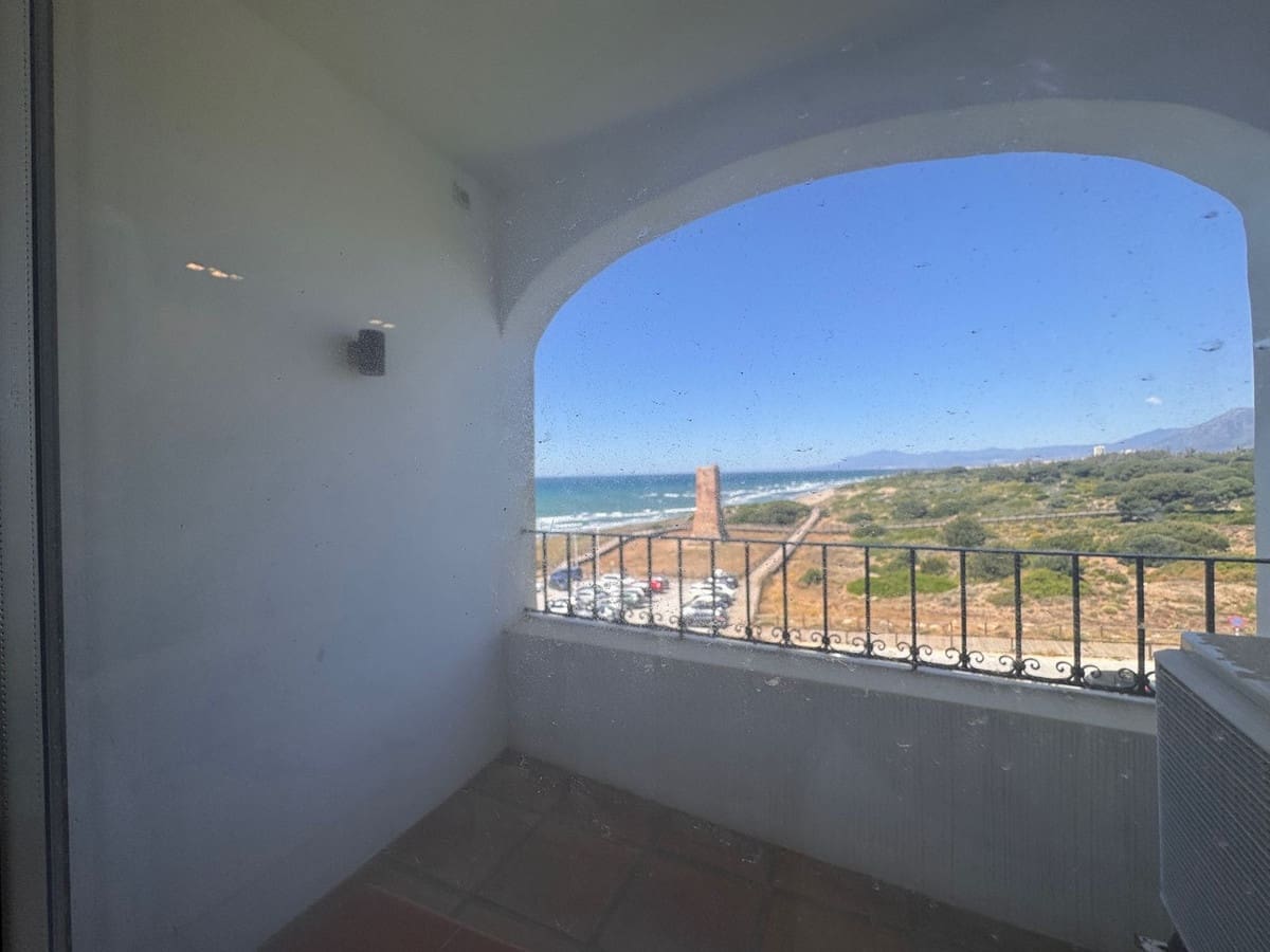 3 soverom Leilighet til salgs i Cabopino med svømmebasseng garasje - € 990 000 (Ref: 9144324)