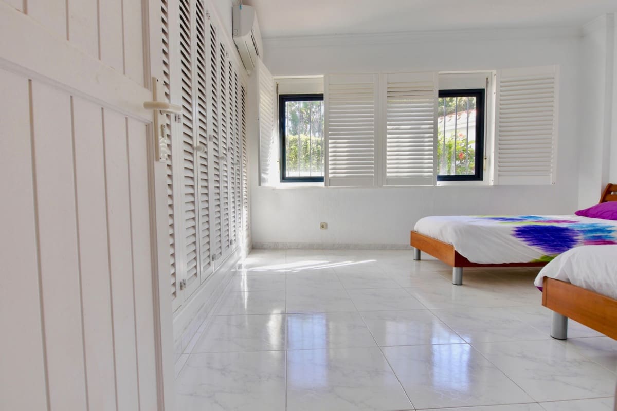 3 soveværelse Penthouse til salg i Cabopino med swimmingpool - € 895.000 (Ref: 9145213)