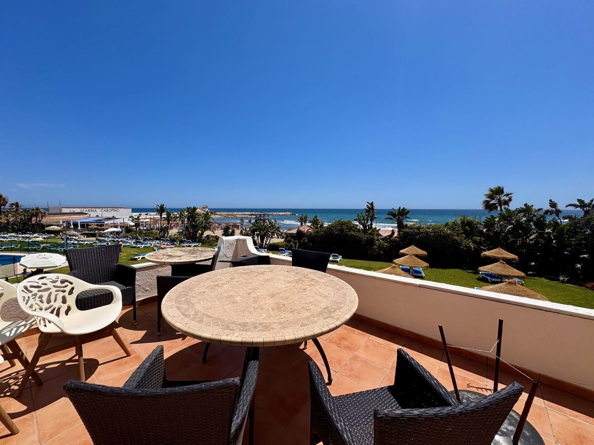 3 soveværelse Penthouse til salg i Cabopino med swimmingpool - € 895.000 (Ref: 9145213)