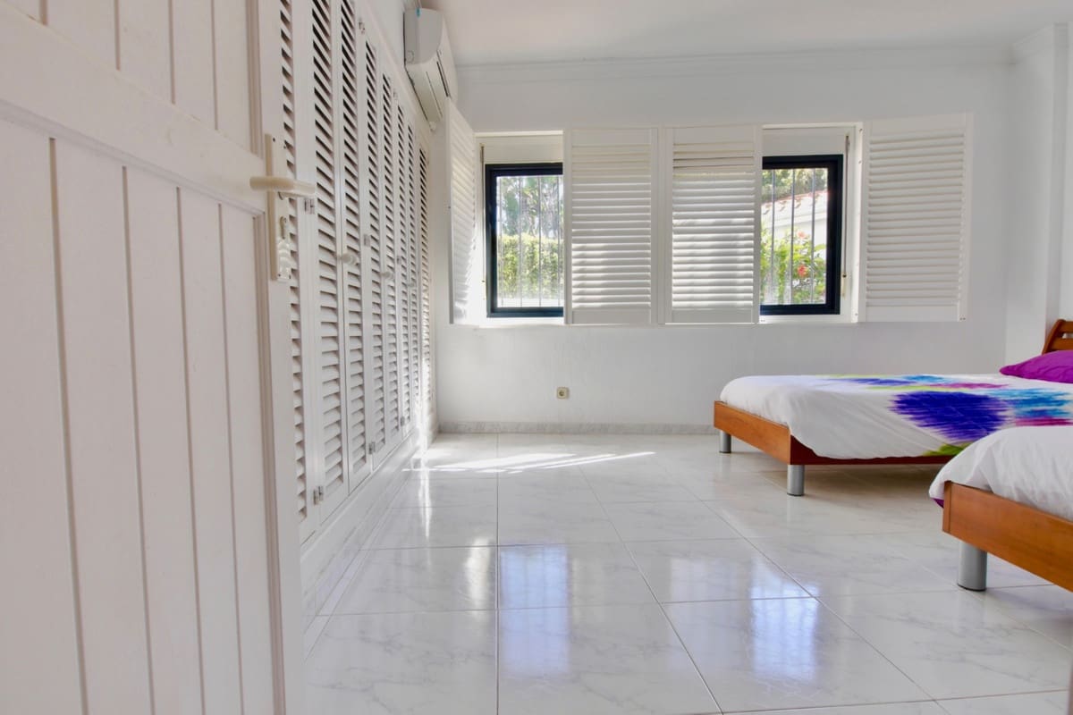 3 soveværelse Penthouse til salg i Cabopino med swimmingpool - € 890.000 (Ref: 9145213)