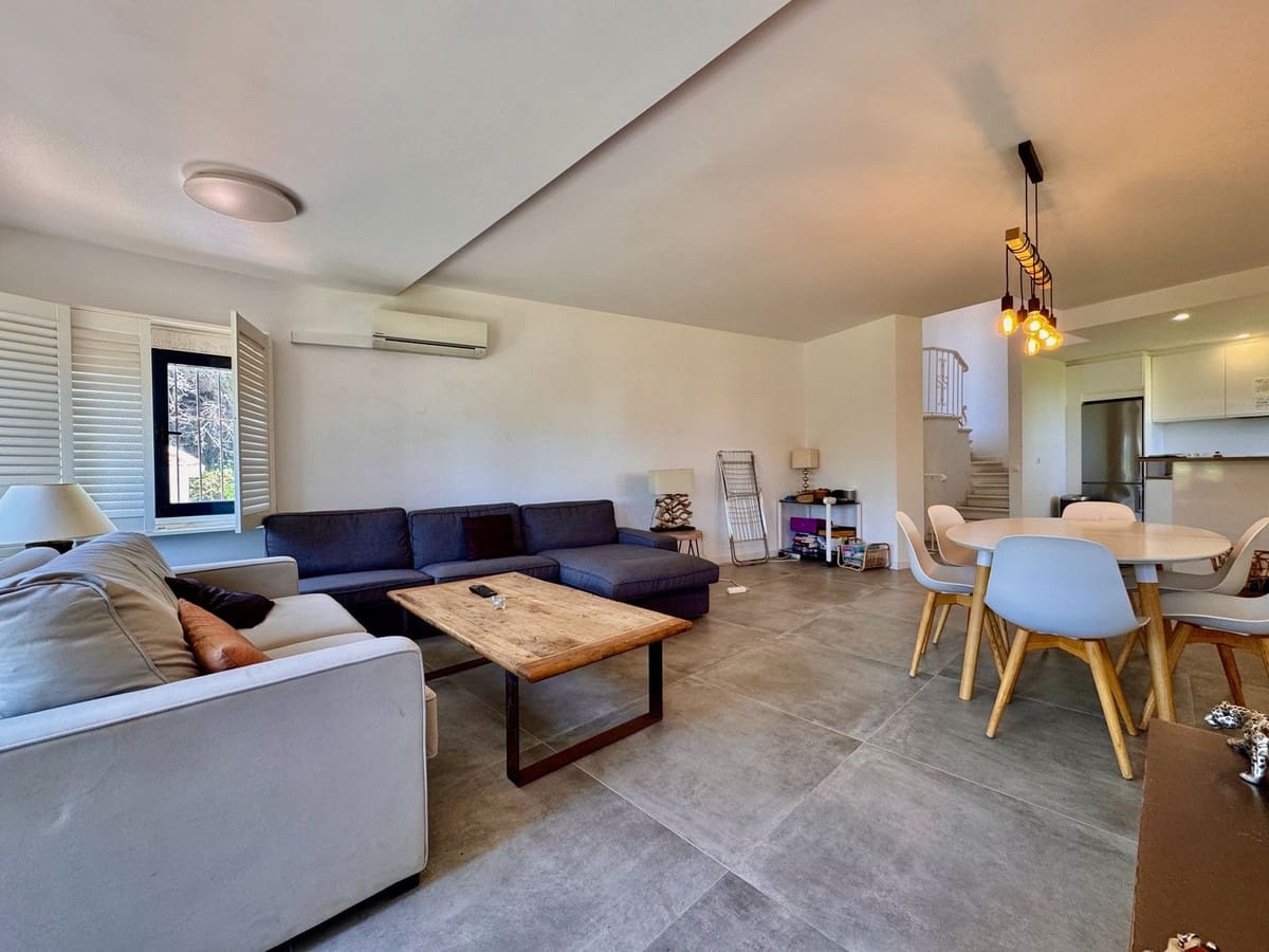 3 soveværelse Penthouse til salg i Cabopino med swimmingpool - € 890.000 (Ref: 9145213)