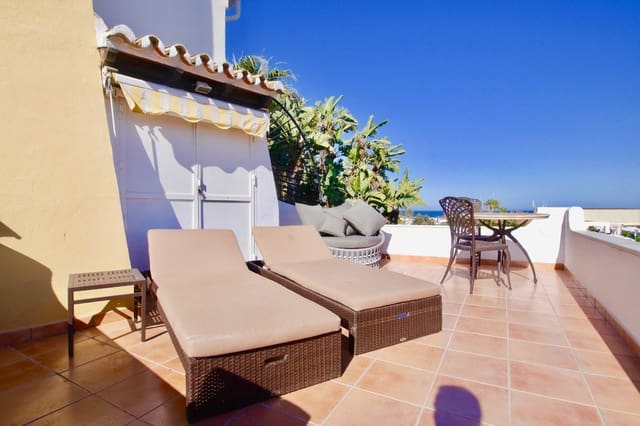3 bedroom Penthouse for sale in Cabopino, Marbella with pool - € 890,000 (Ref: 9145213)