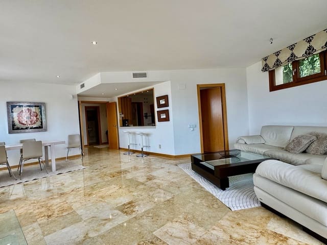 3 bedroom Penthouse for sale in Los Monteros, Marbella with pool garage - € 595,000 (Ref: 9158276)