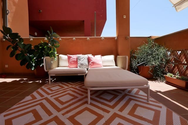 2 quarto Apartamento para venda em La Reserva, Marbella com piscina garagem - 379 000 € (Ref: 9162757)