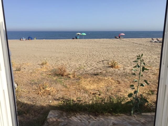 4 soverom Kjedet enebolig til salgs i Cabopino, Marbella med svømmebasseng garasje - € 2 300 000 (Ref: 9162794)