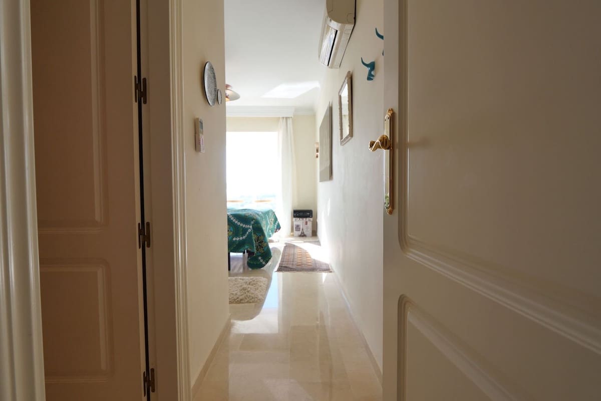 3 bedroom Apartment for sale in Cabopino with pool garage - € 895,000 (Ref: 9166592)