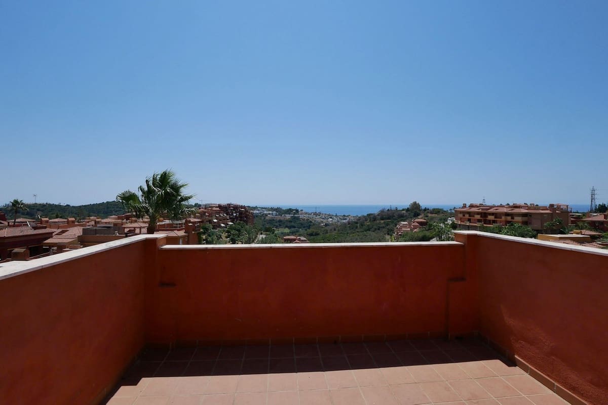 2 soveværelse Penthouse til salg i La Reserva med swimmingpool garage - € 310.000 (Ref: 9177158)