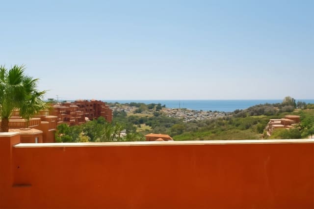 2 sypialnia Penthouse na sprzedaż w La Reserva, Marbella z basenem garażem - 310 000 € (Ref: 9177158)