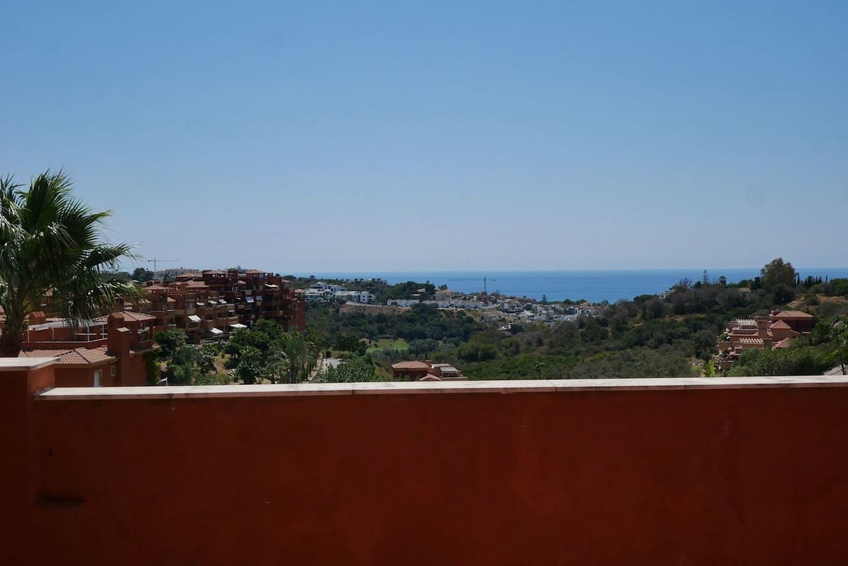 2 soveværelse Penthouse til salg i La Reserva med swimmingpool garage - € 310.000 (Ref: 9177158)