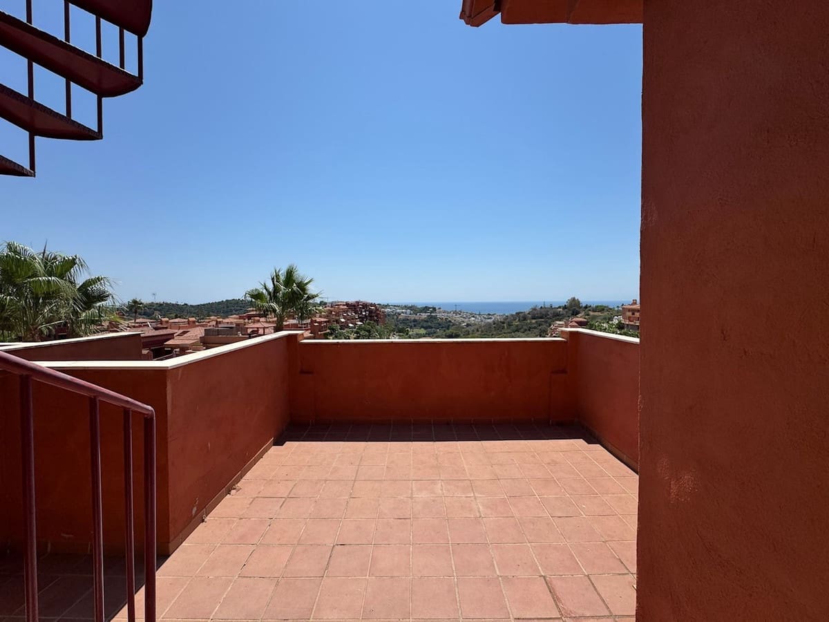 2 soveværelse Penthouse til salg i La Reserva med swimmingpool garage - € 310.000 (Ref: 9177158)