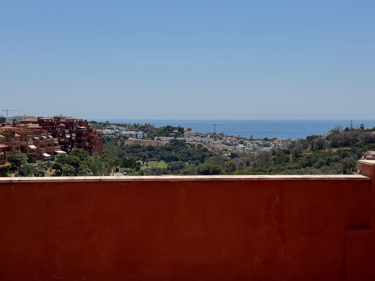 2 soveværelse Penthouse til salg i La Reserva med swimmingpool garage - € 310.000 (Ref: 9177158)