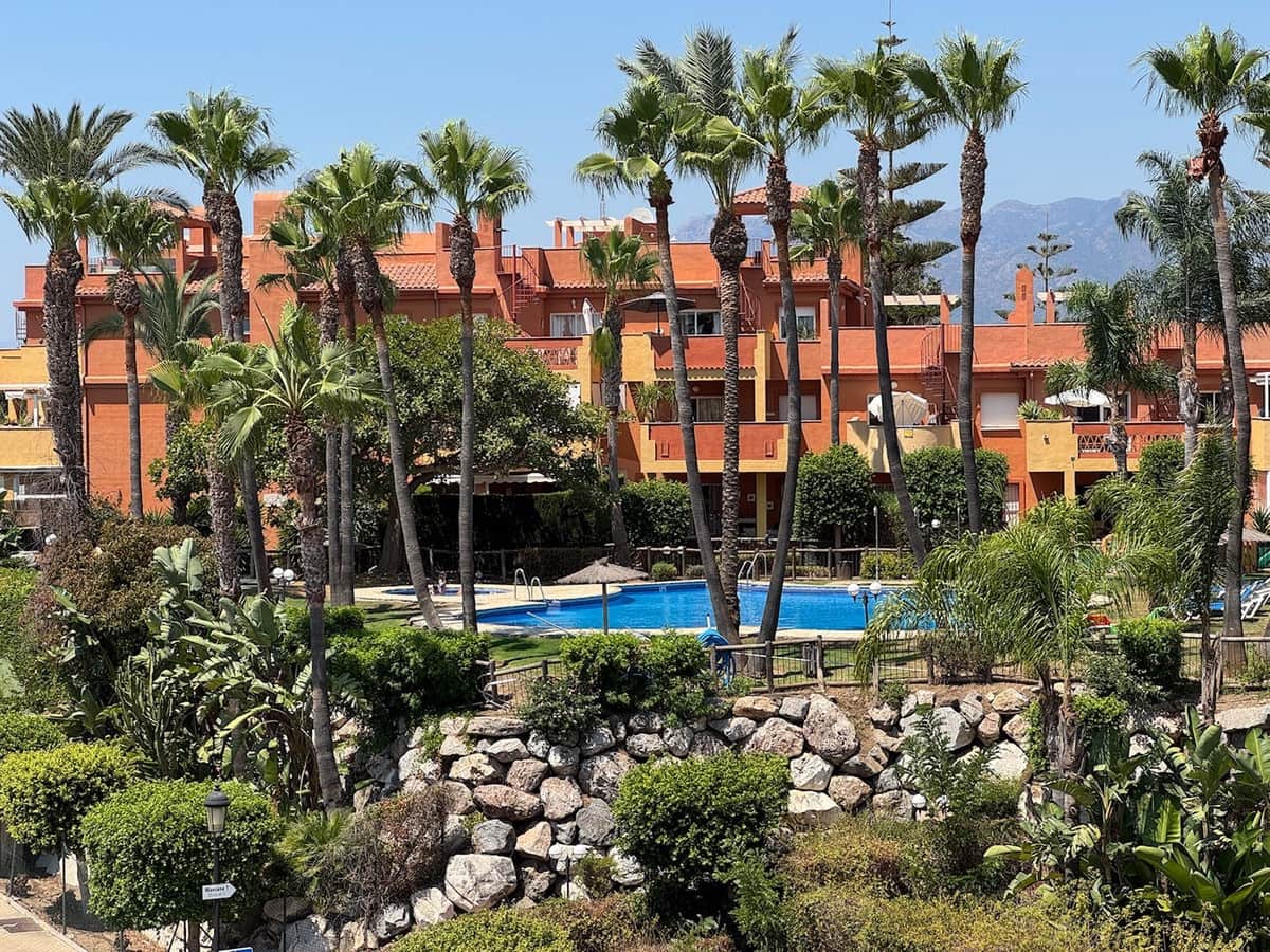 2 soveværelse Penthouse til salg i La Reserva med swimmingpool garage - € 310.000 (Ref: 9177158)