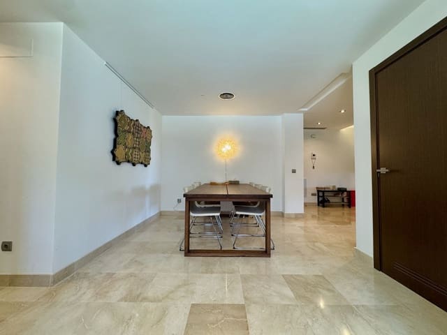 3 sypialnia Apartament na sprzedaż w La Mairena, Ojen z basenem garażem - 415 000 € (Ref: 9184641)