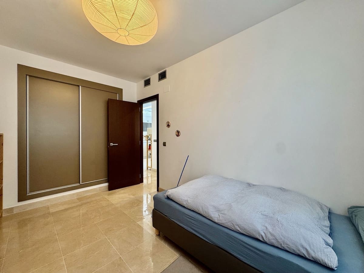 3 soveværelse Lejlighed til salg i La Mairena med swimmingpool garage - € 415.000 (Ref: 9184641)