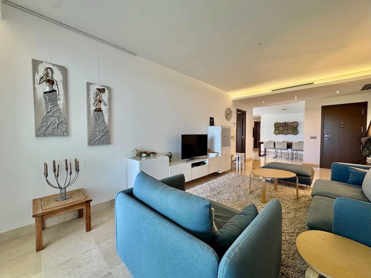 3 slaapkamer Appartement te koop in La Mairena met zwembad garage - € 415.000 (Ref: 9184641)