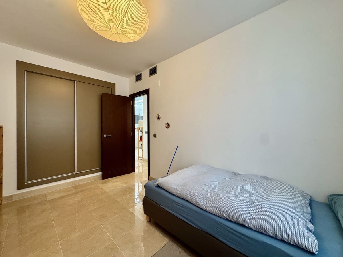 3 slaapkamer Appartement te koop in La Mairena met zwembad garage - € 415.000 (Ref: 9184641)