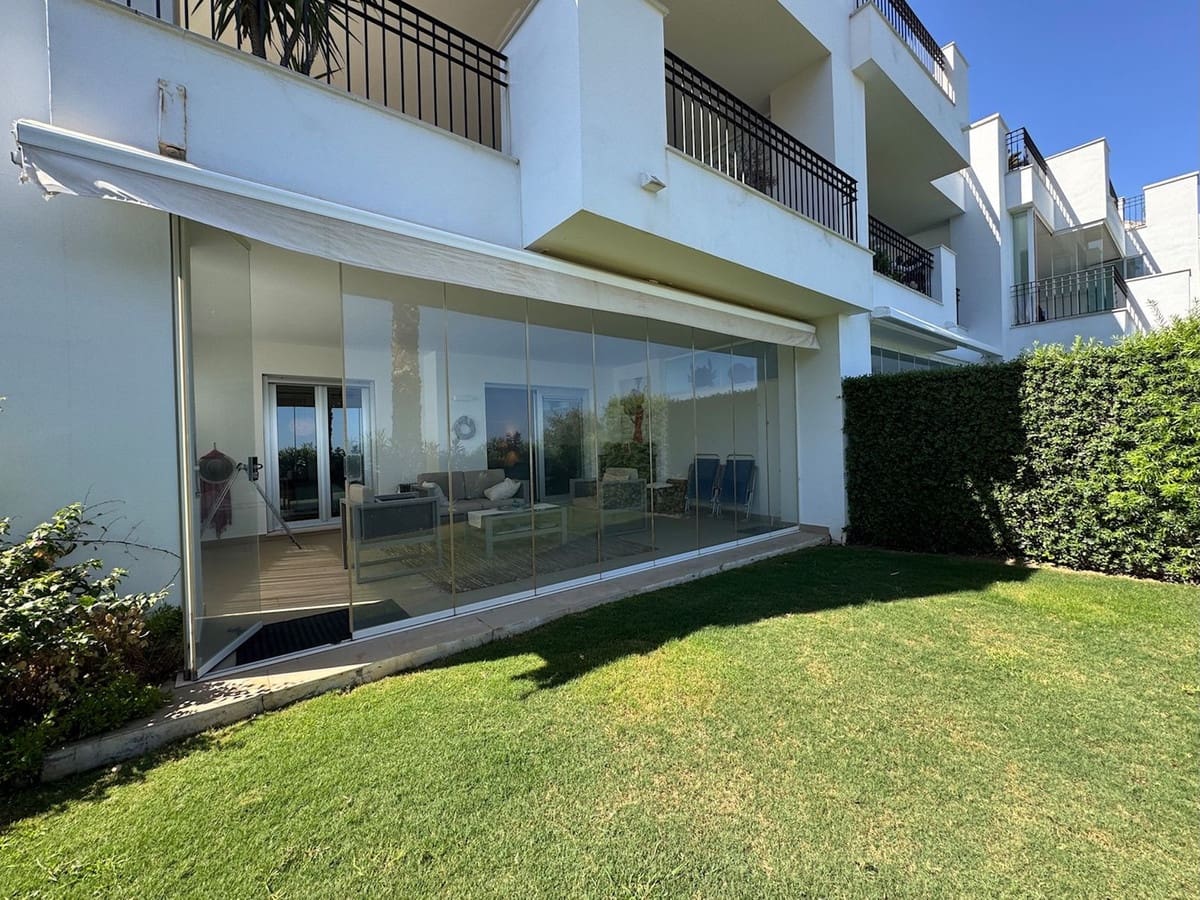 3 slaapkamer Appartement te koop in La Mairena met zwembad garage - € 415.000 (Ref: 9184641)