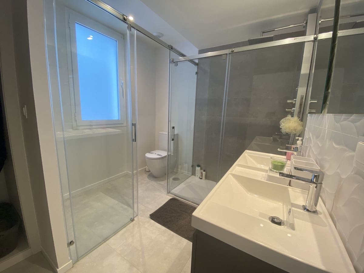 2 bedroom Apartment for sale in La Cala de Mijas with pool garage - € 439,000 (Ref: 9191382)