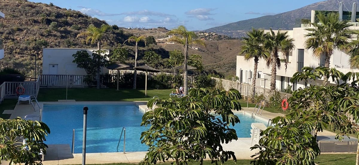 2 chambre Appartement à vendre à La Cala de Mijas avec piscine garage - 439 000 € (Ref: 9191382)