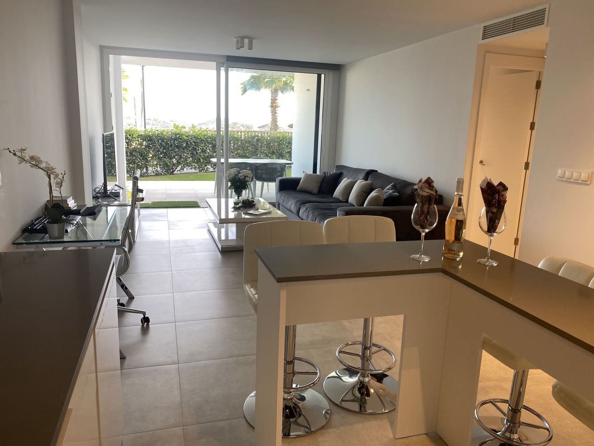 2 slaapkamer Appartement te koop in La Cala de Mijas met zwembad garage - € 439.000 (Ref: 9191382)