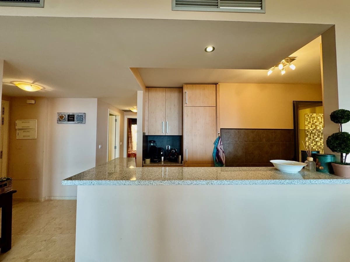 2 bedroom Apartment for sale in Calahonda with pool garage - € 365,000 (Ref: 9193000)