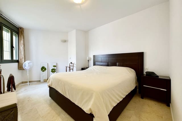 2 quarto Apartamento para venda em Calahonda, Mijas com piscina garagem - 365 000 € (Ref: 9193000)