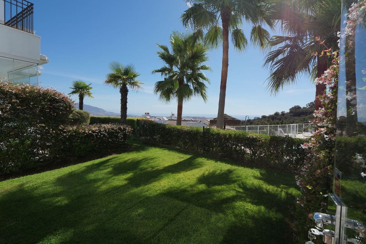 2 quarto Apartamento para venda em La Mairena com piscina garagem - 359 000 € (Ref: 9201774)