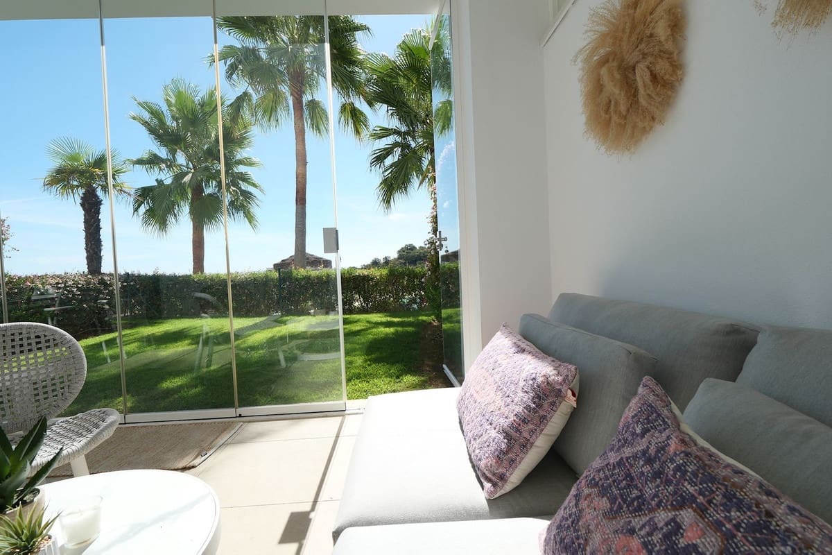 2 slaapkamer Appartement te koop in La Mairena met zwembad garage - € 359.000 (Ref: 9201774)