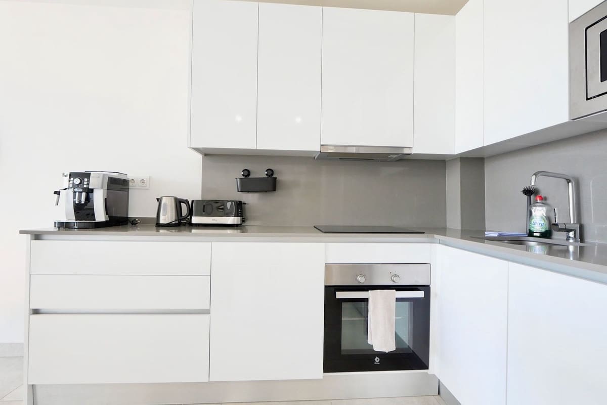 2 bedroom Apartment for sale in La Cala de Mijas with pool garage - € 499,999 (Ref: 9210462)