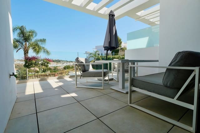 2 bedroom Apartment for sale in La Cala de Mijas, Mijas with pool garage - € 499,999 (Ref: 9210462)