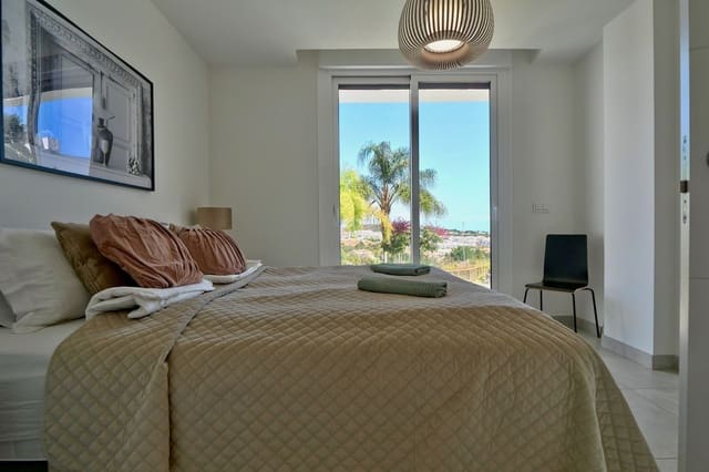 2 soveværelse Lejlighed til salg i La Cala de Mijas, Mijas med swimmingpool garage - € 499.999 (Ref: 9210462)