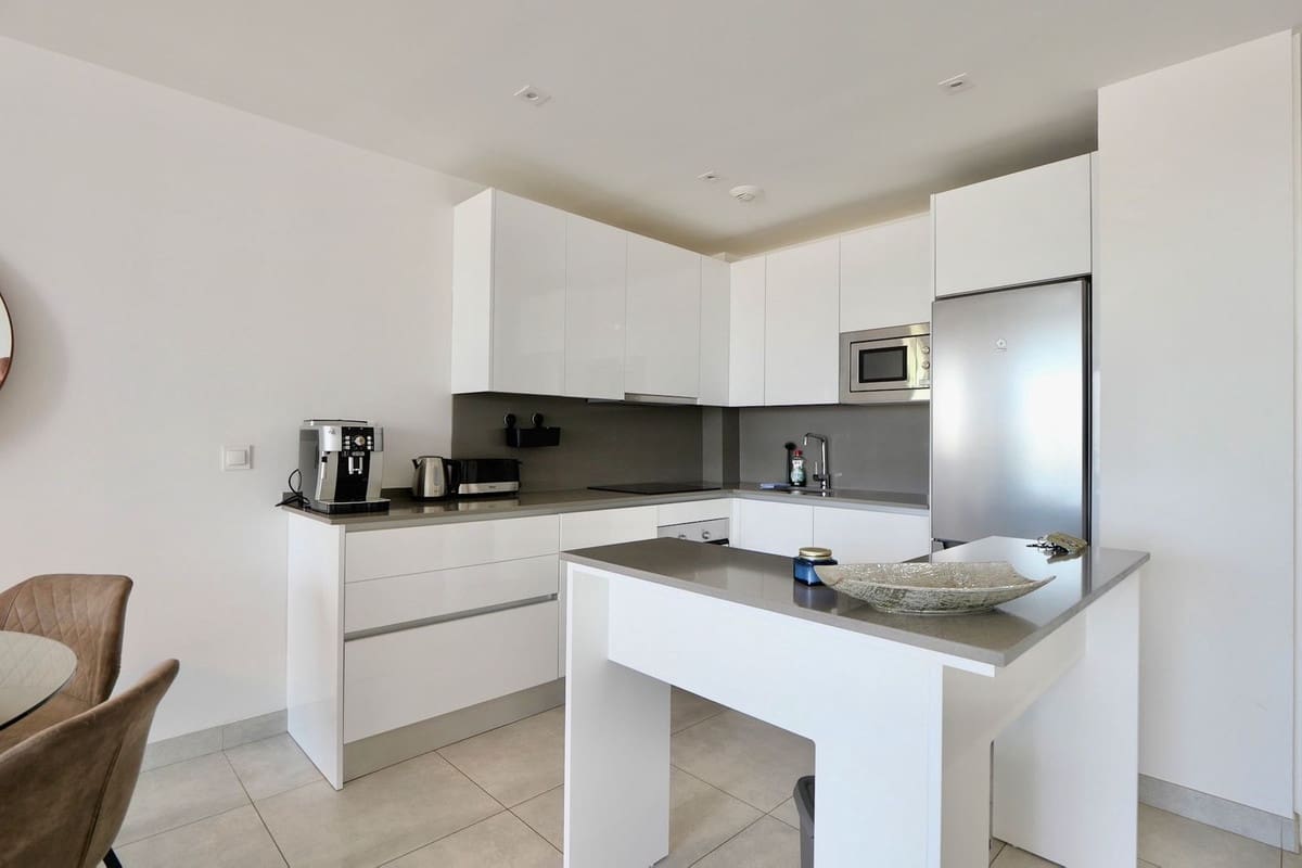 2 bedroom Apartment for sale in La Cala de Mijas with pool garage - € 499,999 (Ref: 9210462)