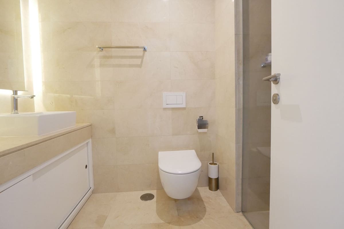 2 sypialnia Apartament na sprzedaż w Cabopino z basenem garażem - 549 900 € (Ref: 9216722)