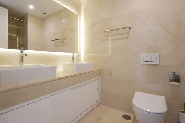 2 sypialnia Apartament na sprzedaż w Cabopino, Marbella z basenem garażem - 549 900 € (Ref: 9216722)